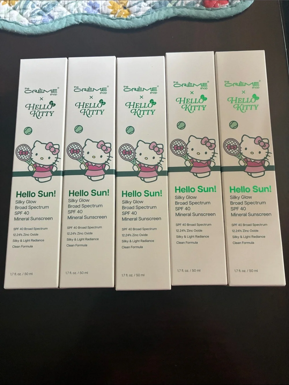 Hello Sun! Silky Glow SPF 40 Mineral Sunscreen - White & Pink you get all 5